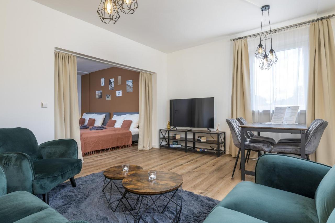 Free Living - Jungle Design Apartments, Zentrum, Parkplatz, Kueche, Wlan Βόλφσμπουργκ Εξωτερικό φωτογραφία
