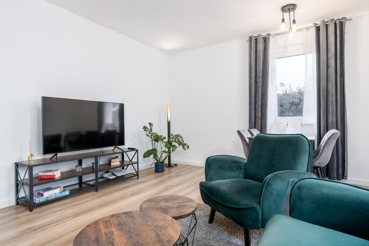 Free Living - Jungle Design Apartments, Zentrum, Parkplatz, Kueche, Wlan Βόλφσμπουργκ Εξωτερικό φωτογραφία